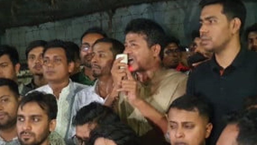 ক্যাম্পাসে ‘মব’ তৈরি করছে একটি গুপ্ত সংগঠন: ঢাবি ছাত্রদল সভাপতি