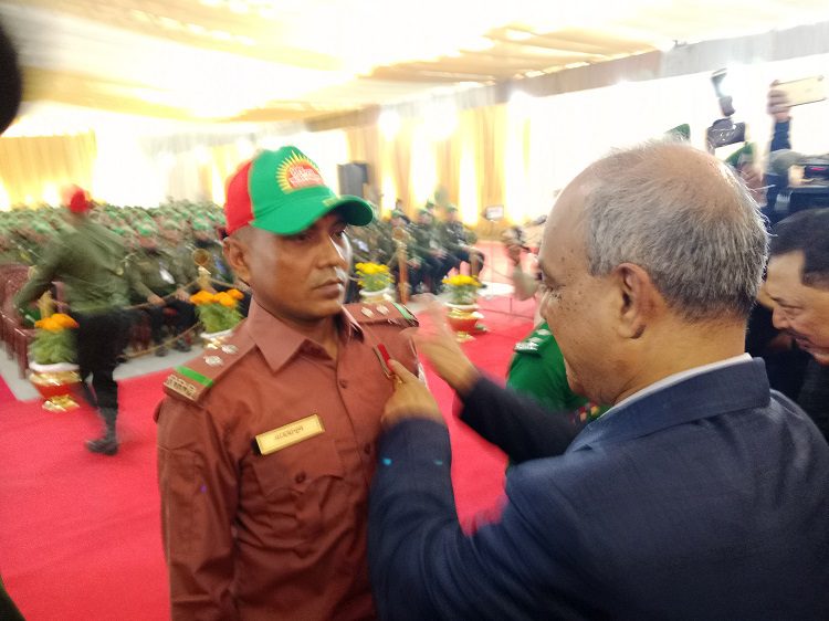 আনসারদের যৌক্তিক দাবী মেনে নেওয়া হবে : স্বরাষ্ট্র উপদেষ্টা