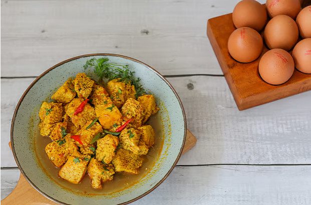 আজ রাঁধুন ভাপা ডিমের টক
