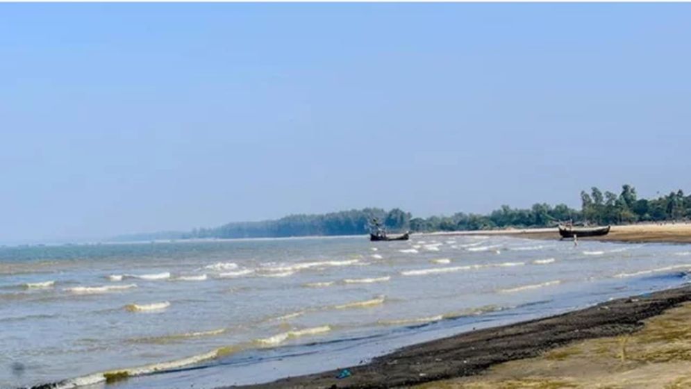 কুতুবদিয়ায় প্রাচীন ঐতিহ্যের হাতছানি
