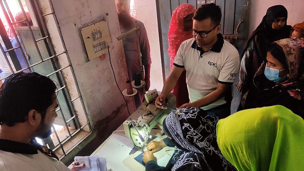 সরকারি খরচে জর্ডান যাওয়ার সুযোগ পেলেন বড়াইগ্রামের ১৭ নারী