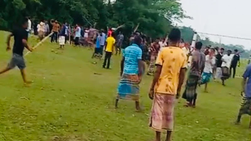 সুনামগঞ্জে ফেসবুক পোস্ট নিয়ে সংঘর্ষ, গুলিবিদ্ধসহ আহত ৪০