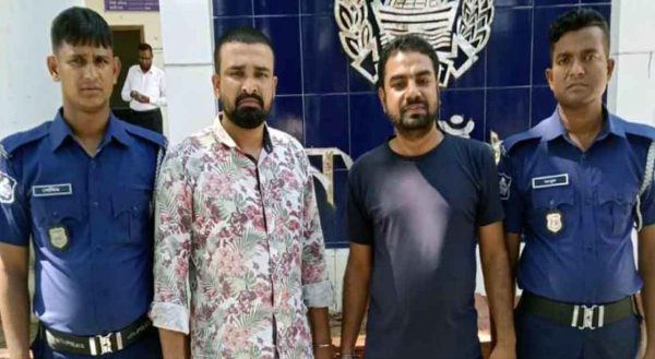 নওগাঁর নিয়ামতপুরে নাশকতার মামলায় দুই যুবলীগ নেতা গ্রেপ্তার।