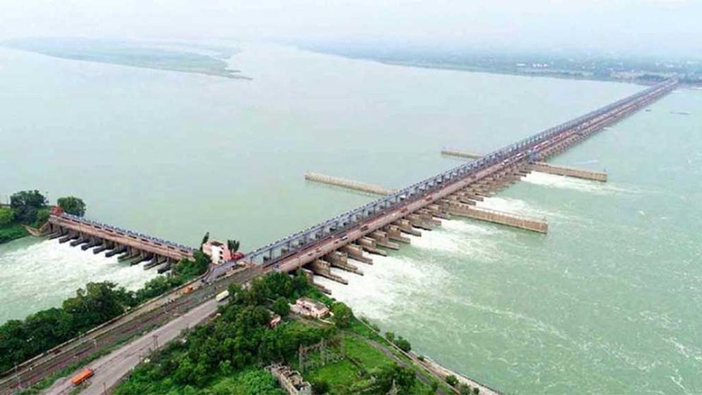 ফারাক্কা যেন নদী হত্যার মেশিন