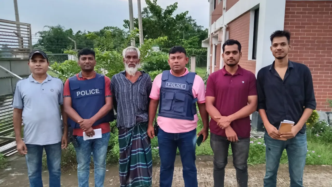 দুই ভাতিজিকে কুপিয়ে হত্যা, ঘাতক চাচা গ্রেপ্তার