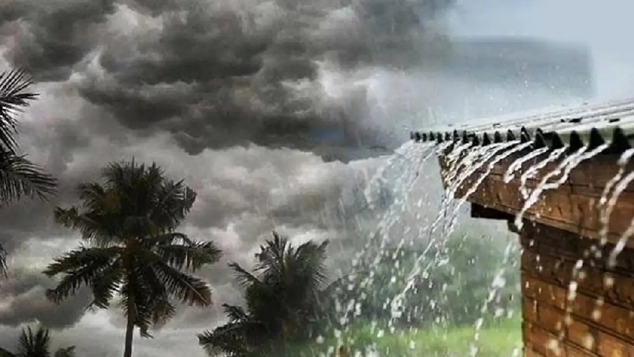 ১৬ জেলায় সতর্কতা