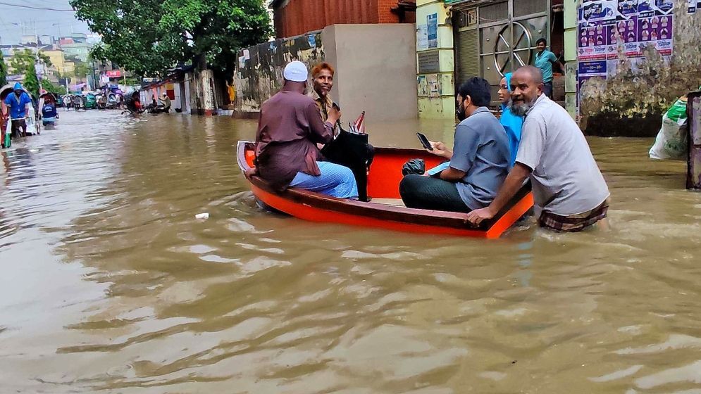 ৯৮০০ কোটি টাকা খরচের পরও চট্টগ্রাম নগরী ডুবছেই
