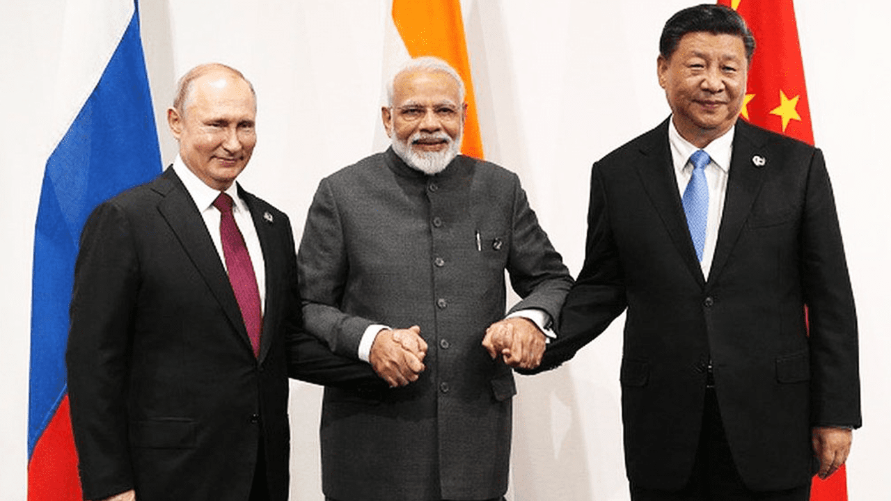 যুক্তরাষ্ট্রের সঙ্গে টানাপোড়েনের মধ্যেই চীন সফরের ঘোষণা মোদির, আসবেন পুতিনও