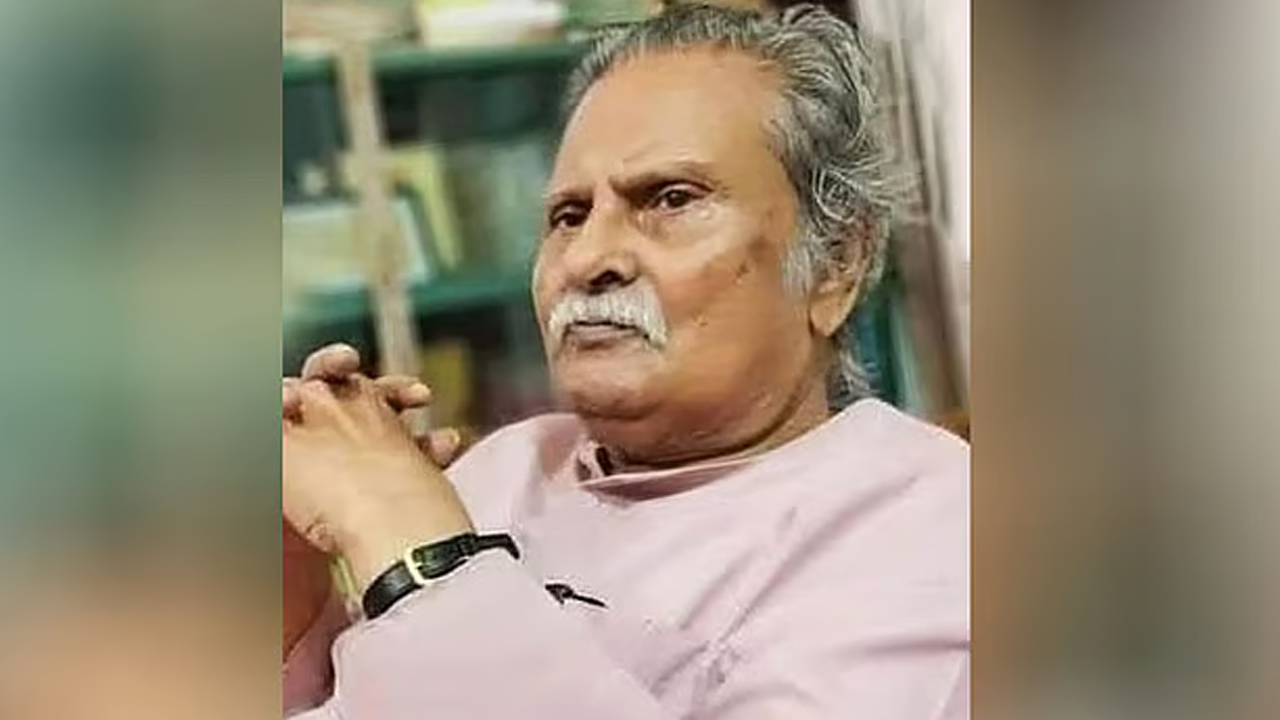 যতীন সরকার মারা গেছেন