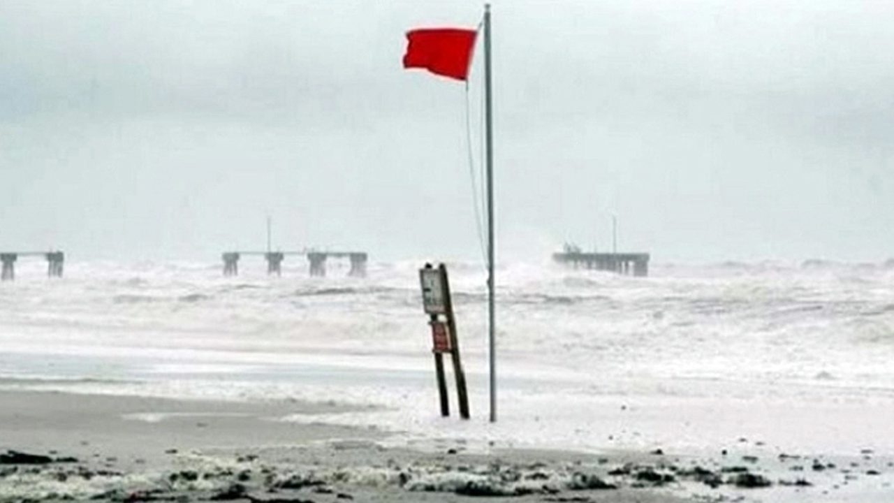 সাগরে লঘুচাপ, ৩ নম্বর সতর্ক সংকেত