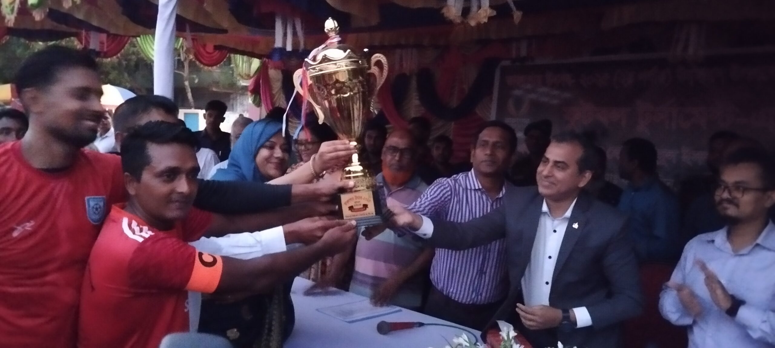 শালিখায় তারুণ্যের উৎসব ফুটবল টুর্নামেন্টের ফাইনাল খেলা অনুষ্ঠিত