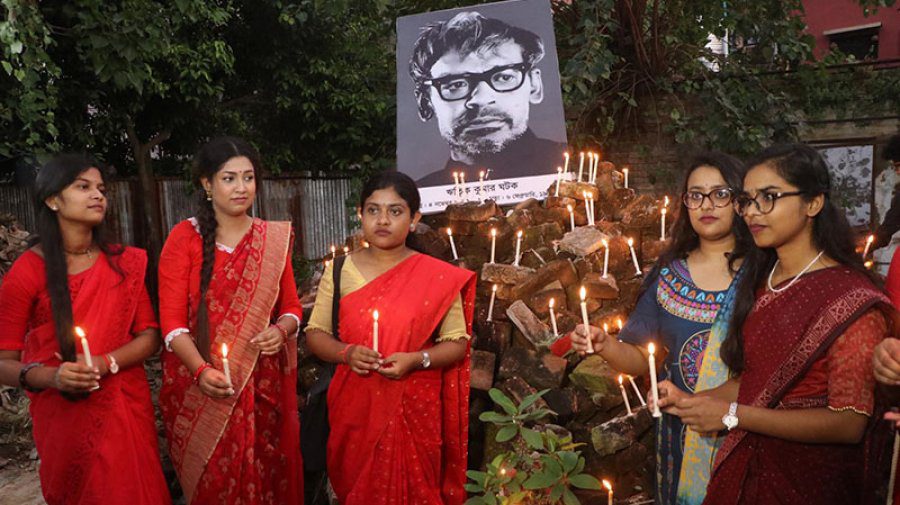 ঋত্বিক ঘটকের ভাঙা বাড়িতে জন্মশতবর্ষ উদযাপন