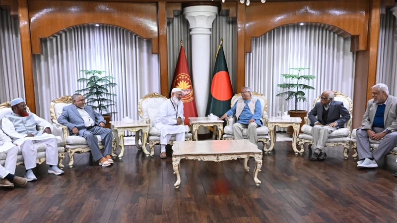 প্রধান উপদেষ্টাকে জামায়াতের নালিশ, ইসি পক্ষপাত করছে