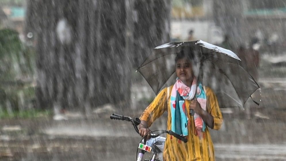 ঢাকাসহ যেসব অঞ্চলে ঝড়বৃষ্টির আভাস