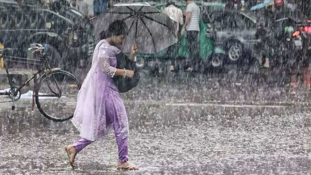 টানা ৫ দিন ঝড়বৃষ্টির আভাস, সতর্কতা জারি